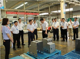 湘潭市委書(shū)記曹炯芳深入威勝電氣調(diào)研智能制造開(kāi)展情況